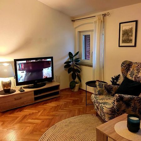 Apartment Albina Опатия Екстериор снимка