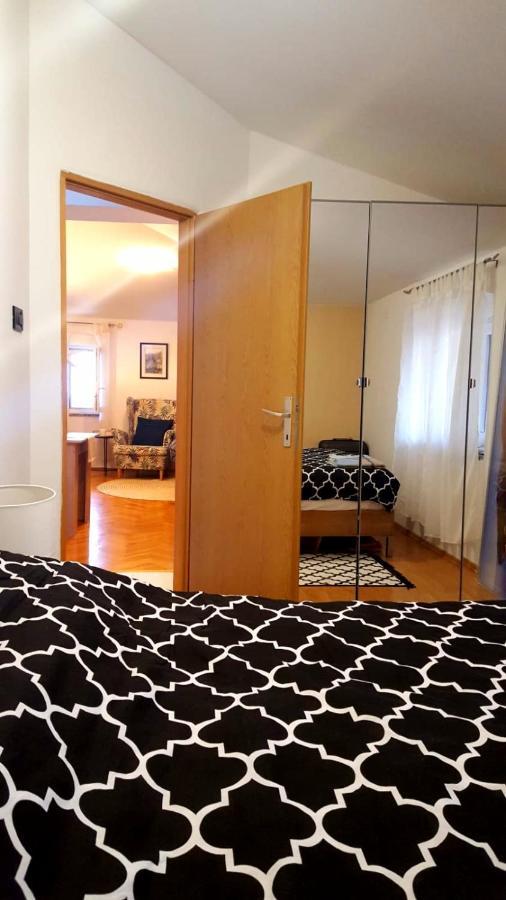 Apartment Albina Опатия Екстериор снимка