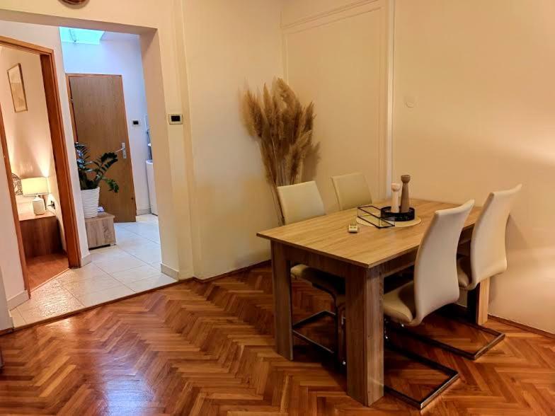 Apartment Albina Опатия Екстериор снимка